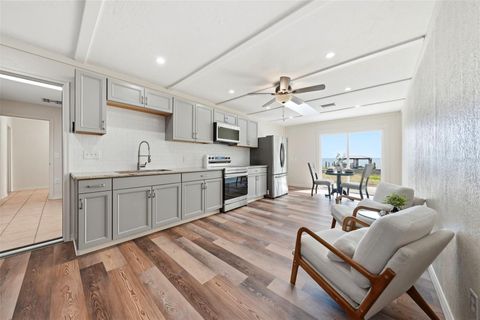 Tiny photo for 33942 Linda Lane, Leesburg, FL 34788 (MLS # G5110035)