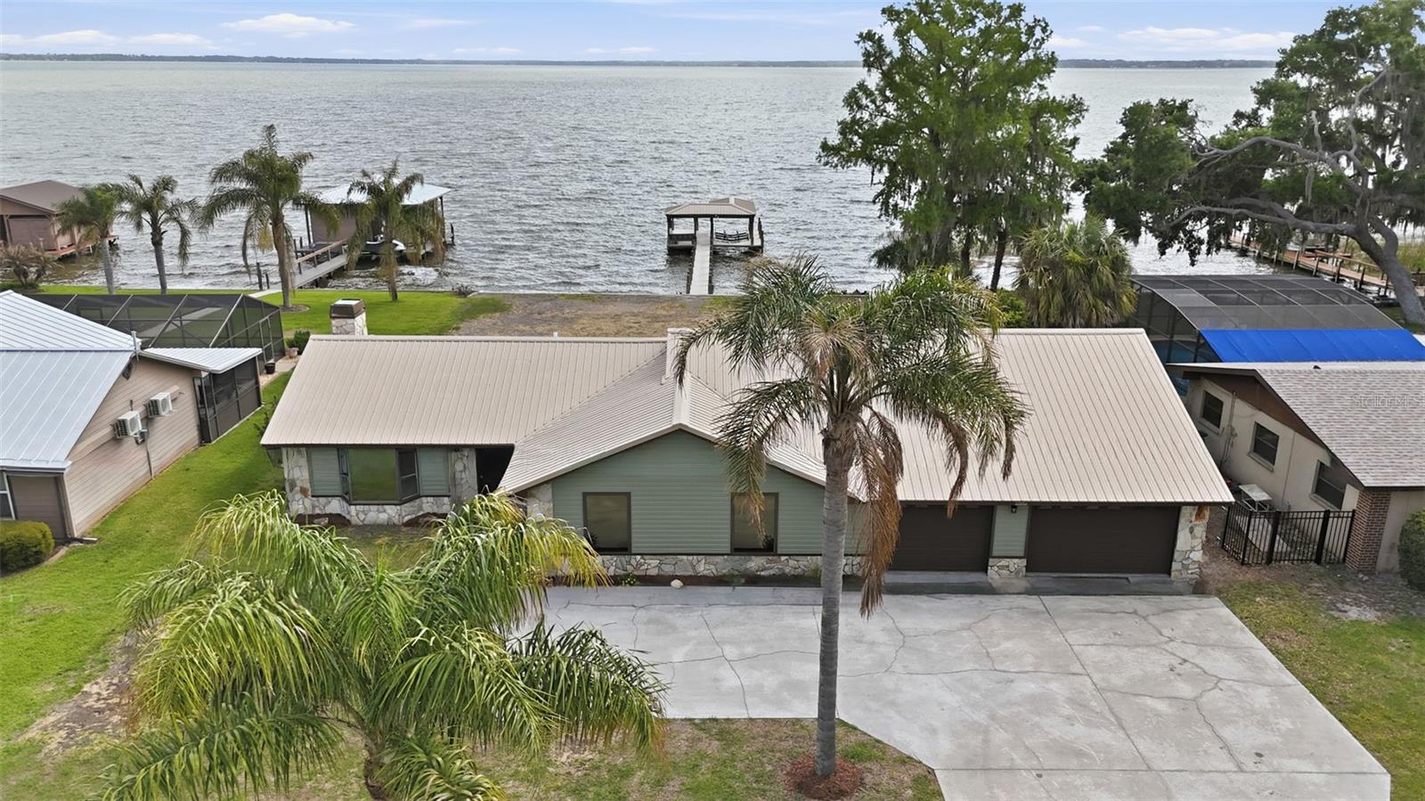 WESTERN SHORES - Residential