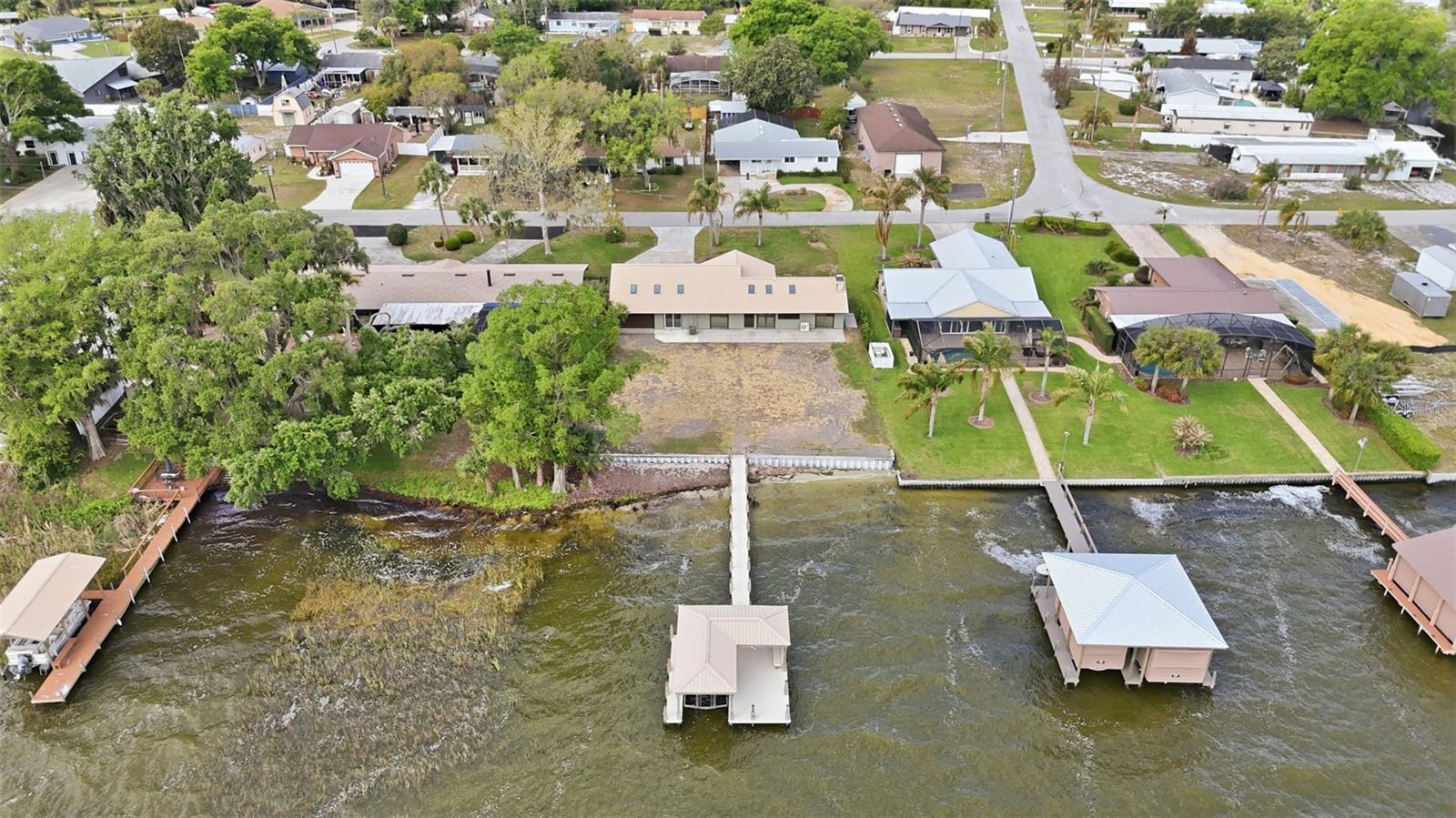 WESTERN SHORES - Residential