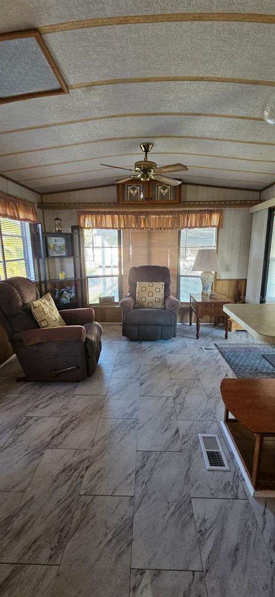 TAMPA-TARPON SPRINGS LAND CO - Residential