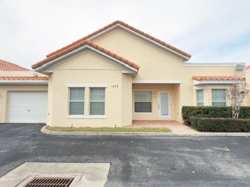 Photo of 1083 David Walker Drive #C3, Tavares, FL 32778 (MLS # O6357895)