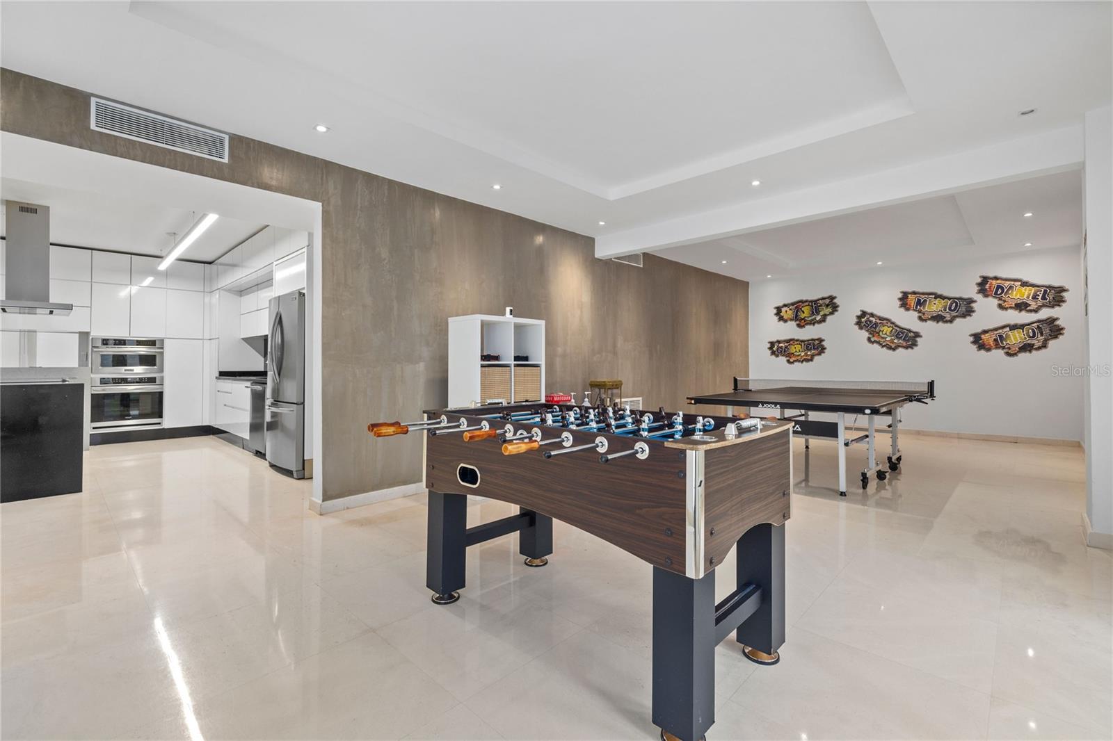 LA VILLA DE TORRIMAR - Residential