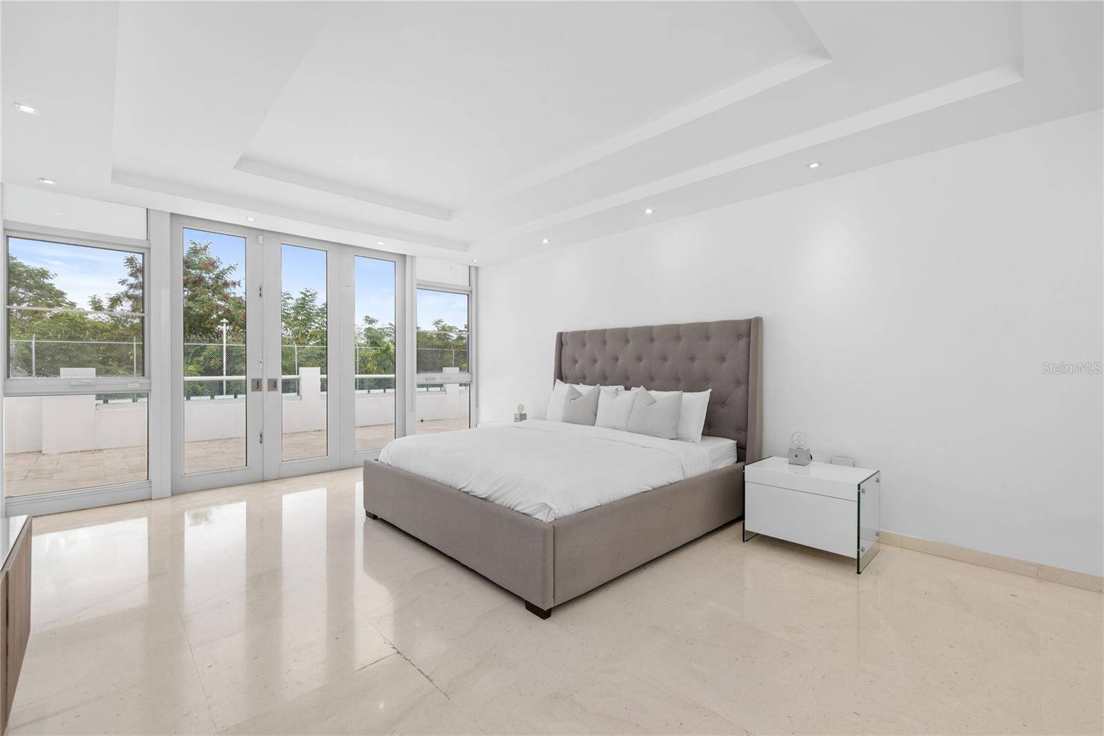 LA VILLA DE TORRIMAR - Residential