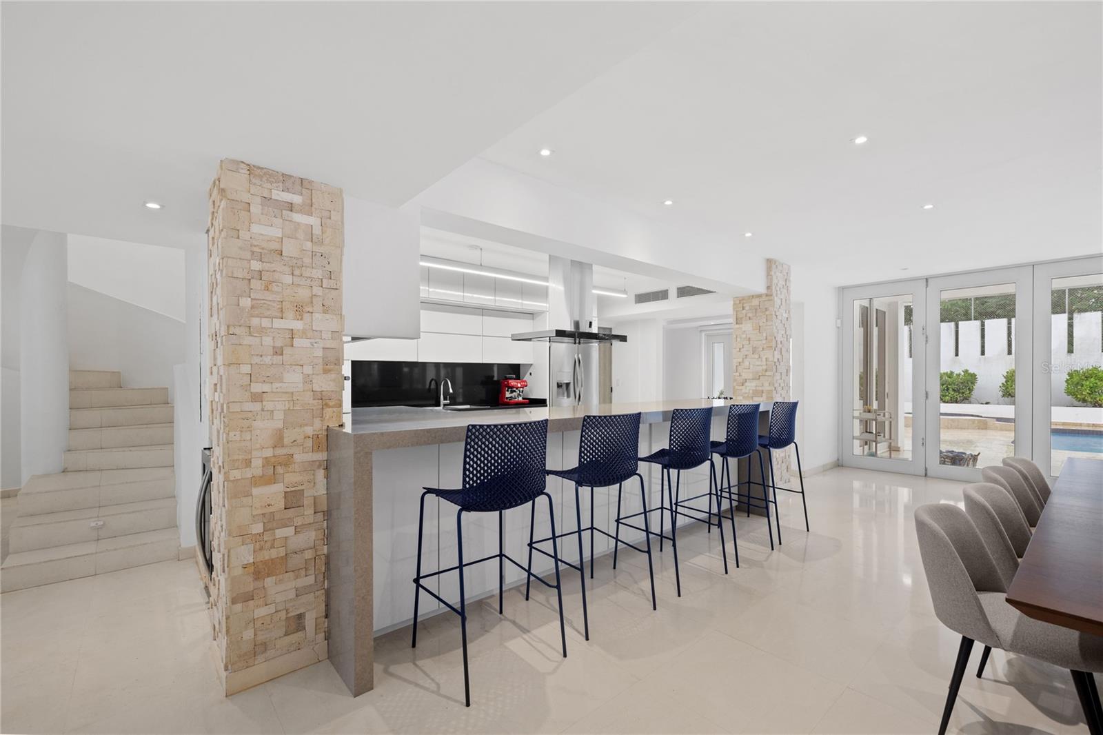 LA VILLA DE TORRIMAR - Residential