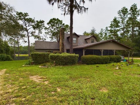 A home in HAWTHORNE