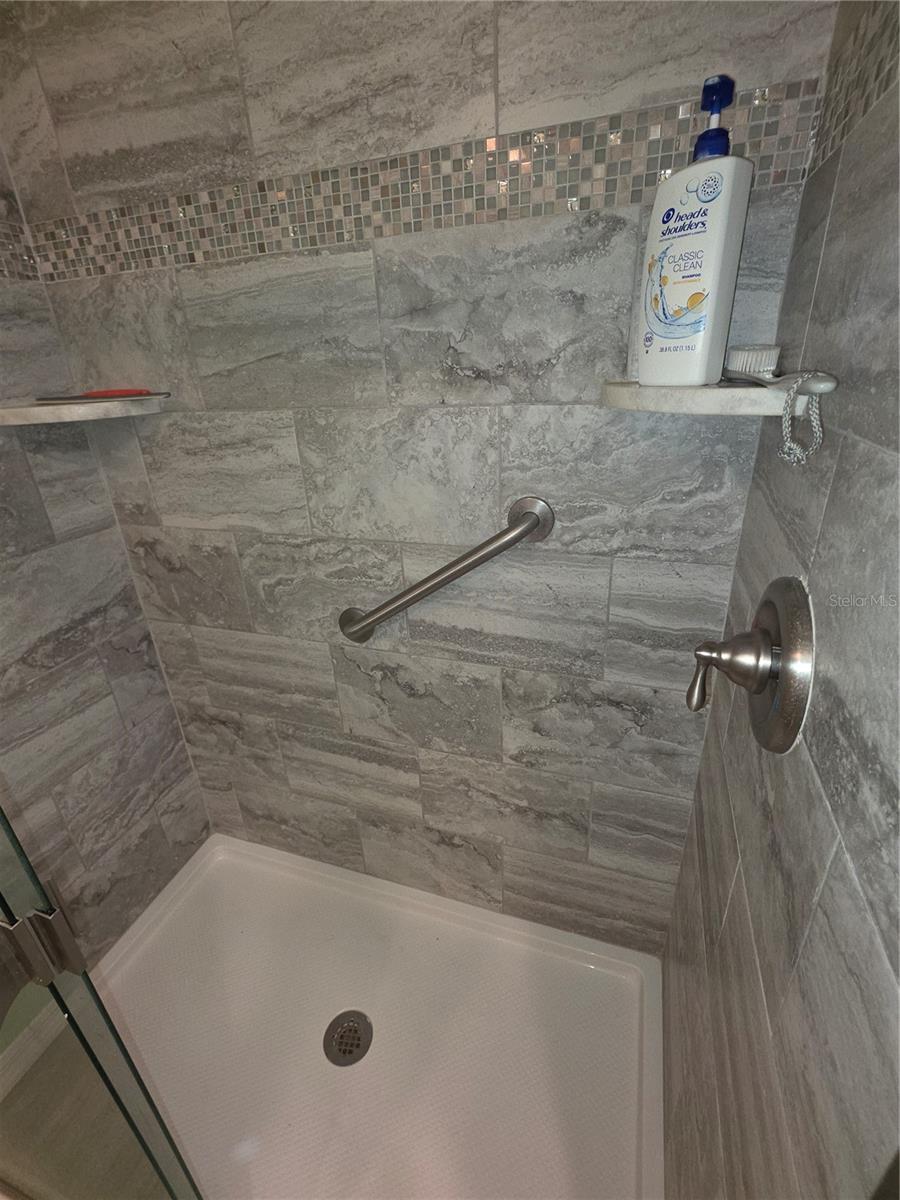 BROOKRIDGE COMM - Residential