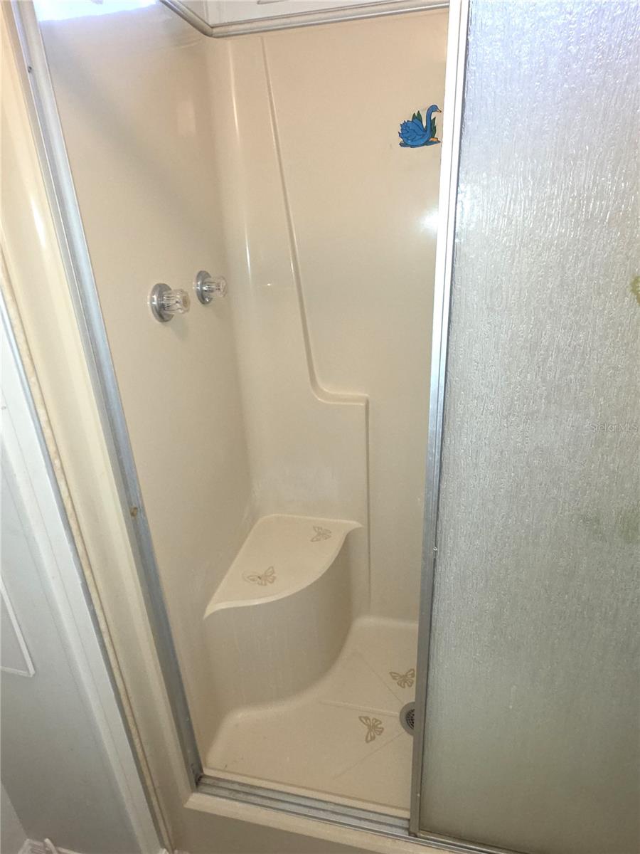 BROOKRIDGE COMM - Residential