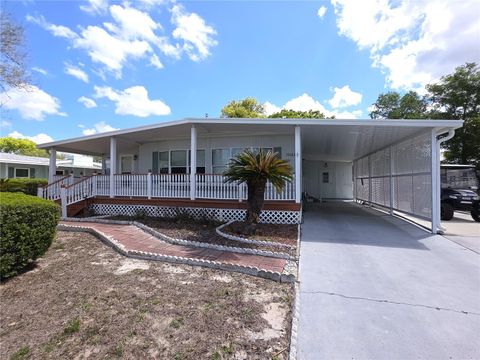 Photo of 15682 Brookridge Boulevard, Brooksville, FL 34613 (MLS # W7884716)