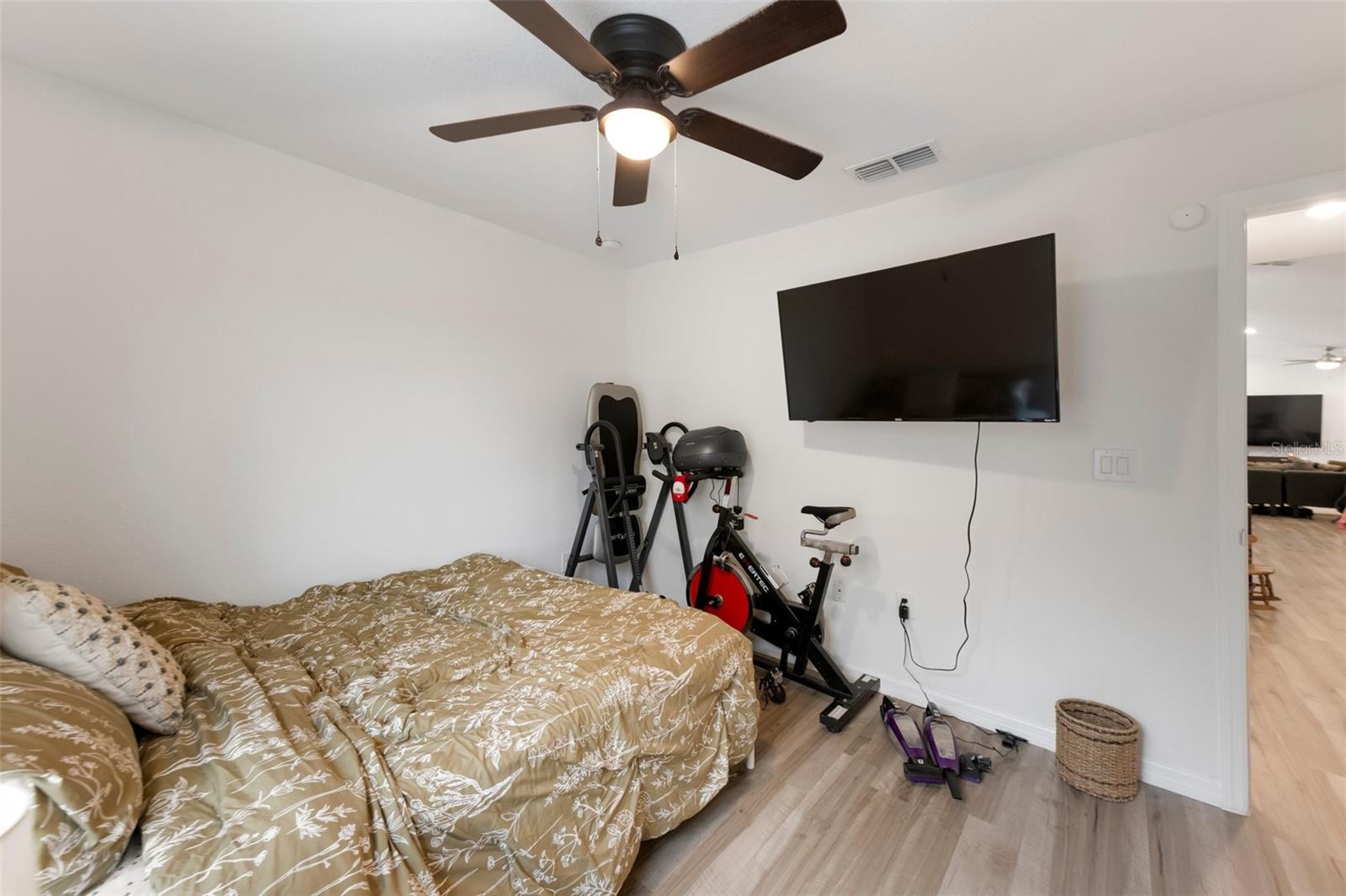MADISON PARK - Residential Lease