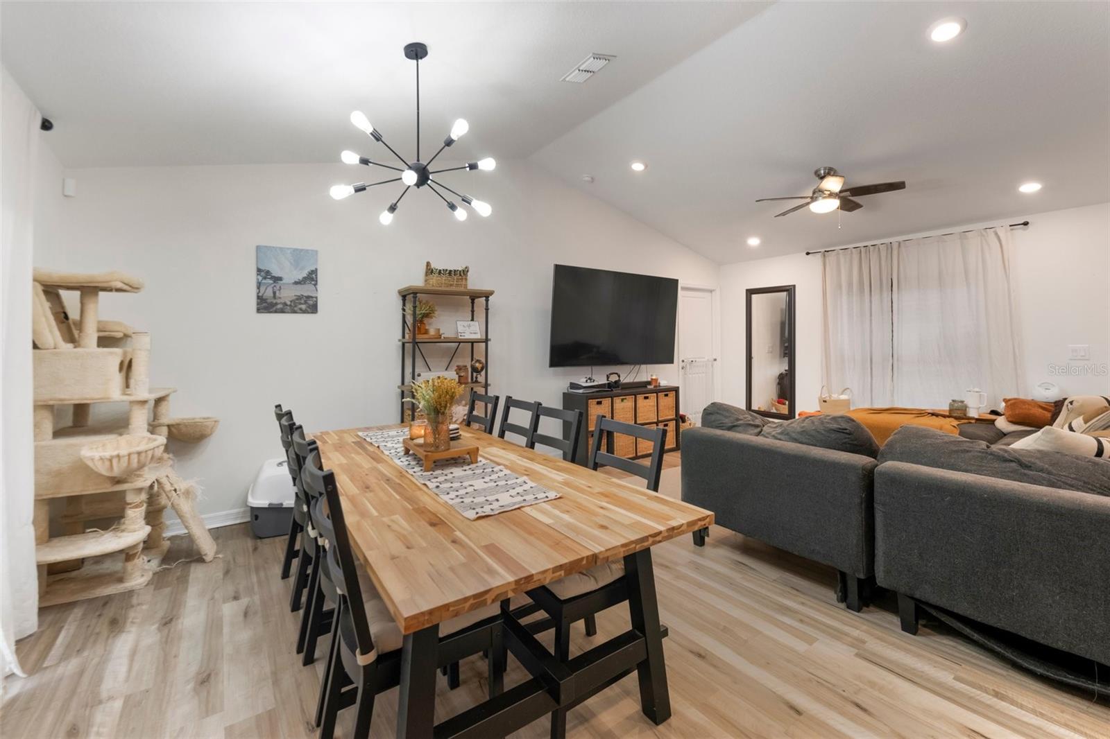 MADISON PARK - Residential Lease