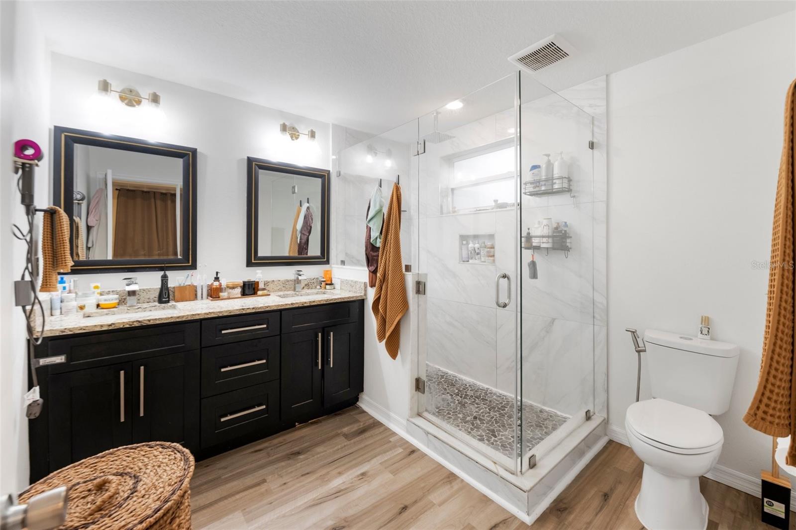 MADISON PARK - Residential Lease