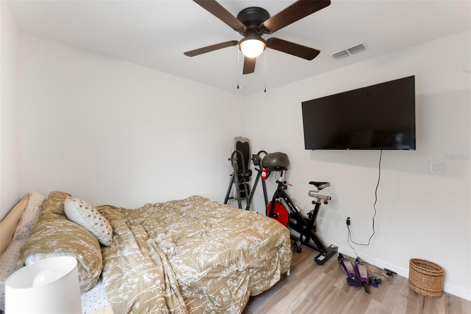 MADISON PARK - Residential Lease