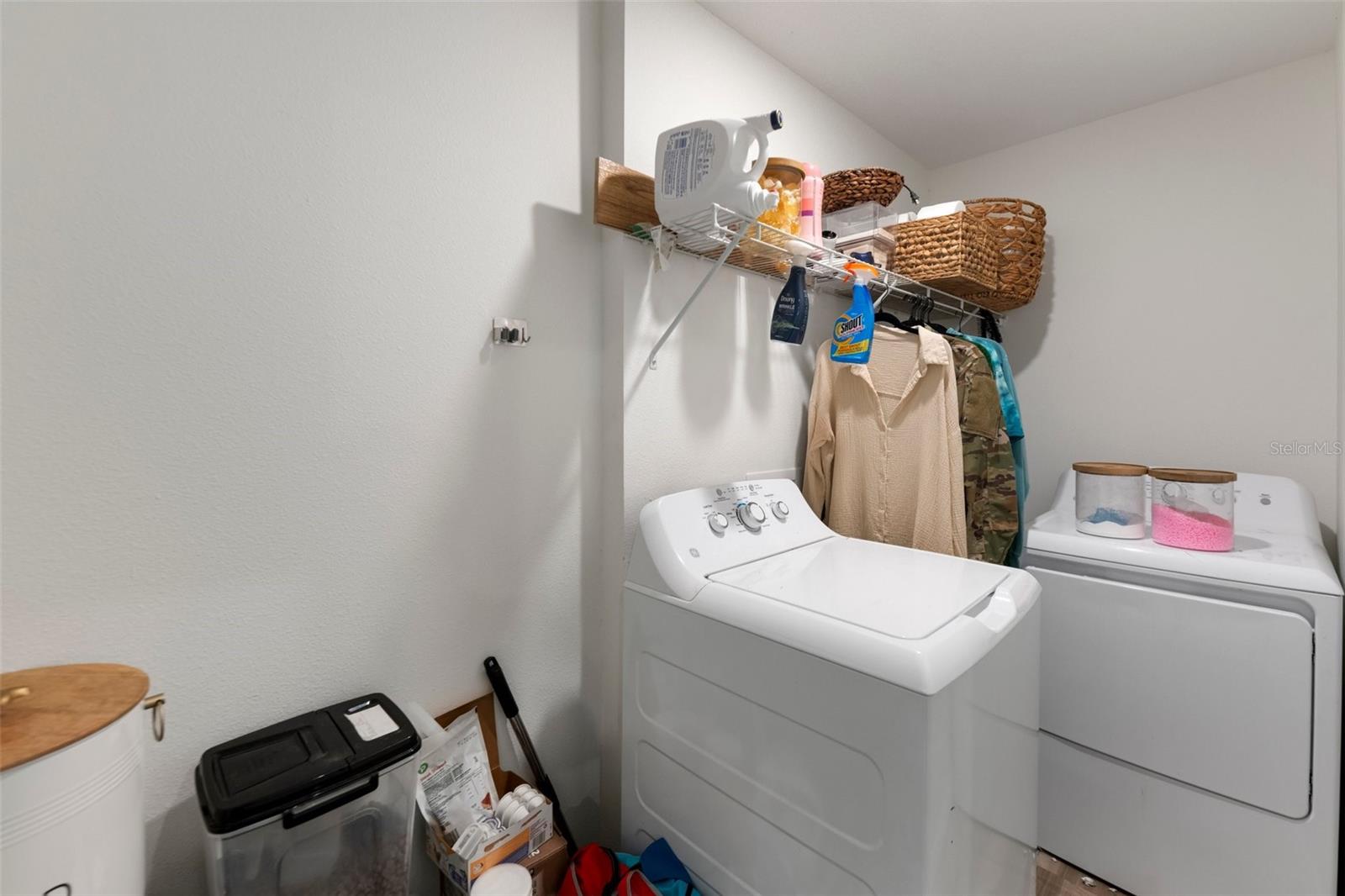 MADISON PARK - Residential Lease