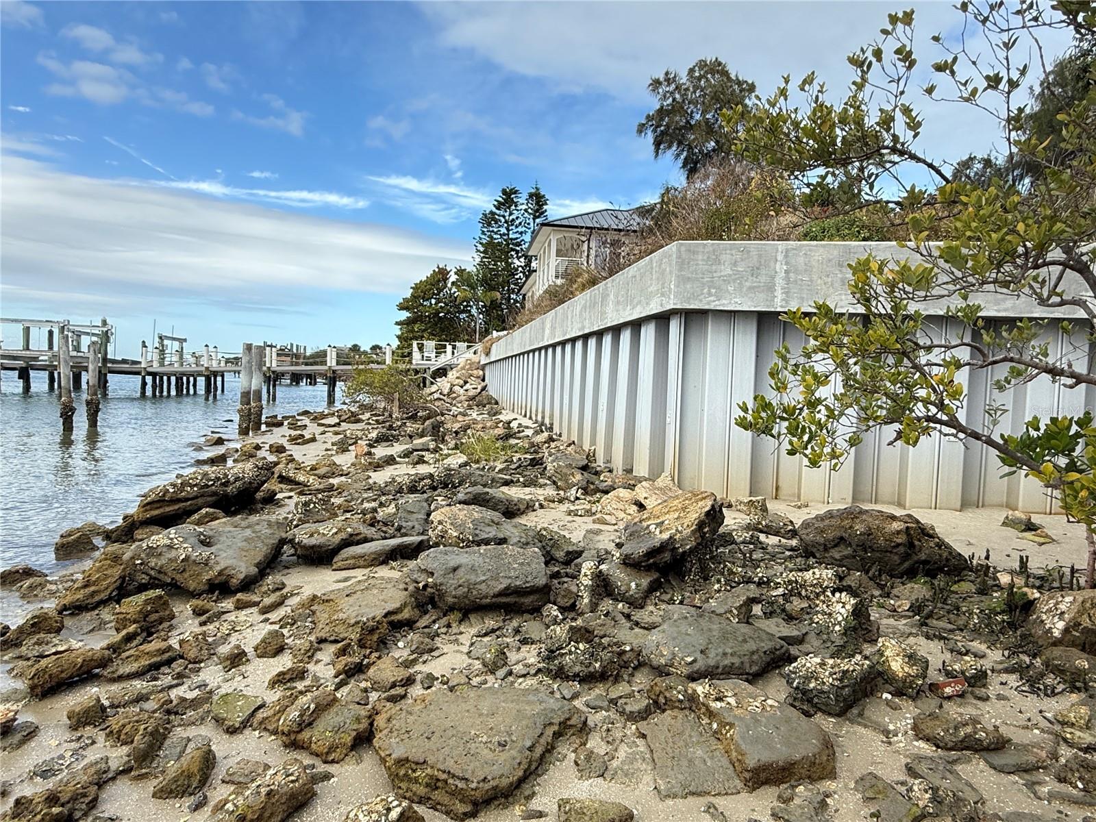 ORLANDO BEACH - Land