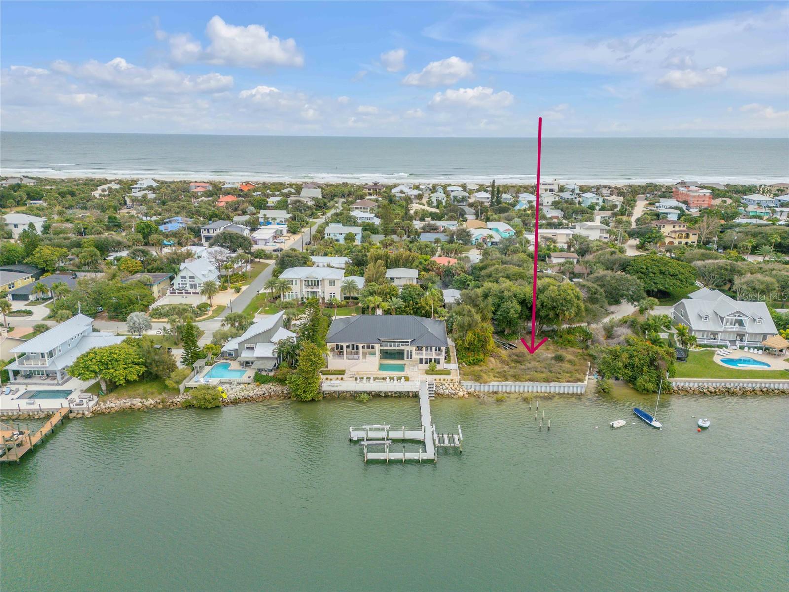 ORLANDO BEACH - Land