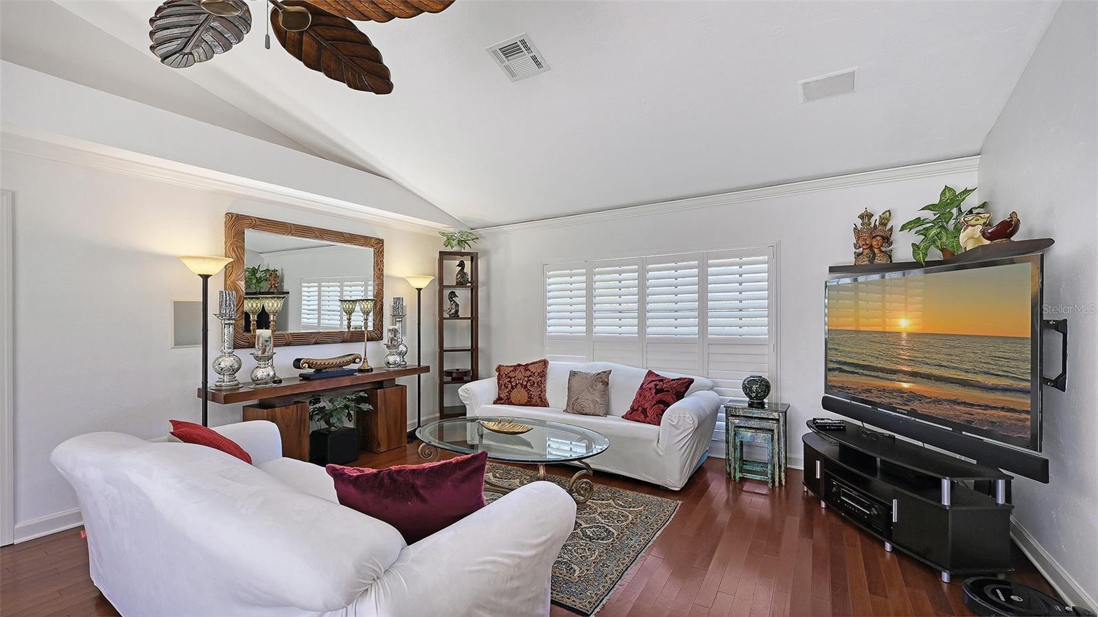 SORRENTO WOODS - Residential