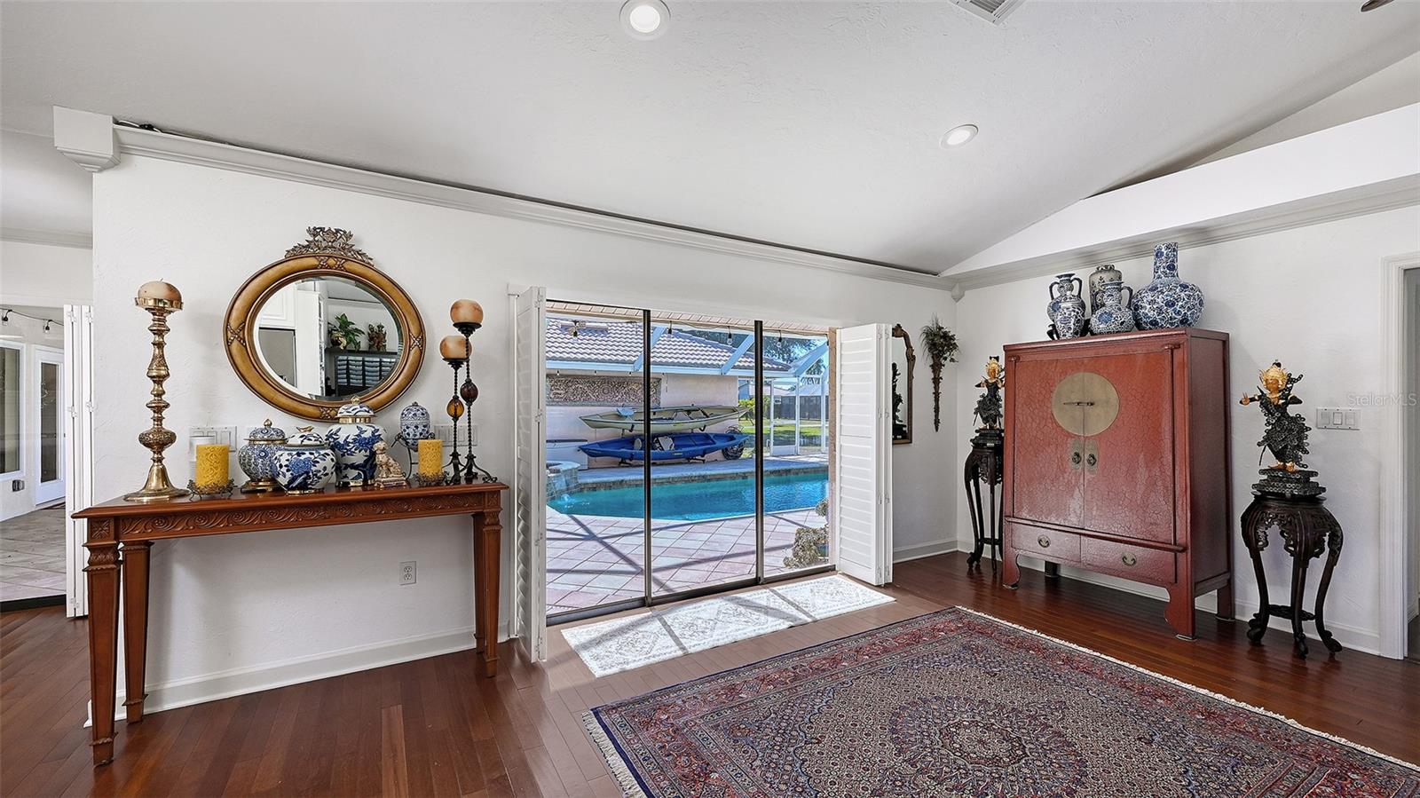 SORRENTO WOODS - Residential