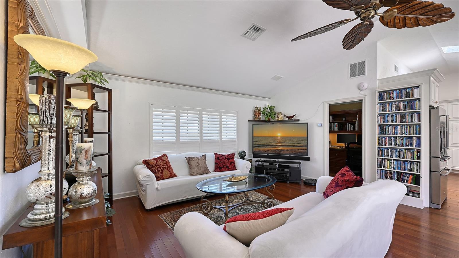 SORRENTO WOODS - Residential