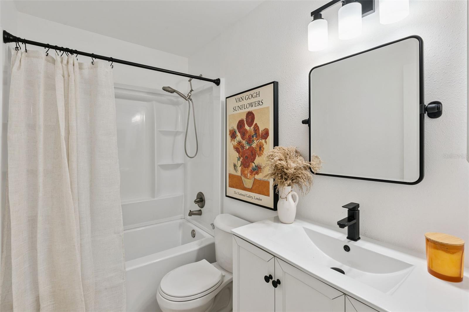 2912 PRINCE OAK COURT