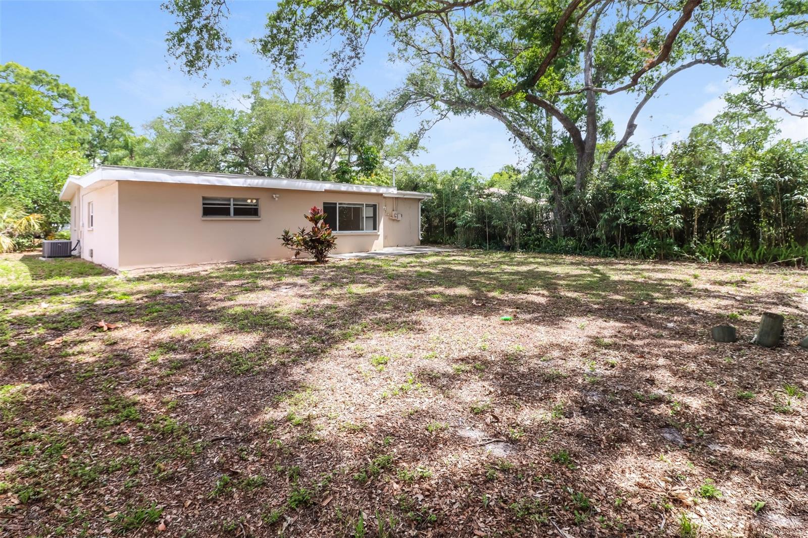 TRANQUIL OAKS - Residential