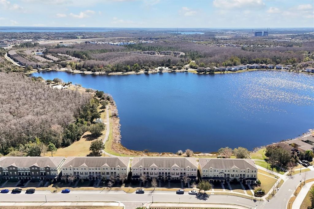 Photo of 10522 Green Ivy Lane, Orlando, FL 32832 (MLS # O6385951)