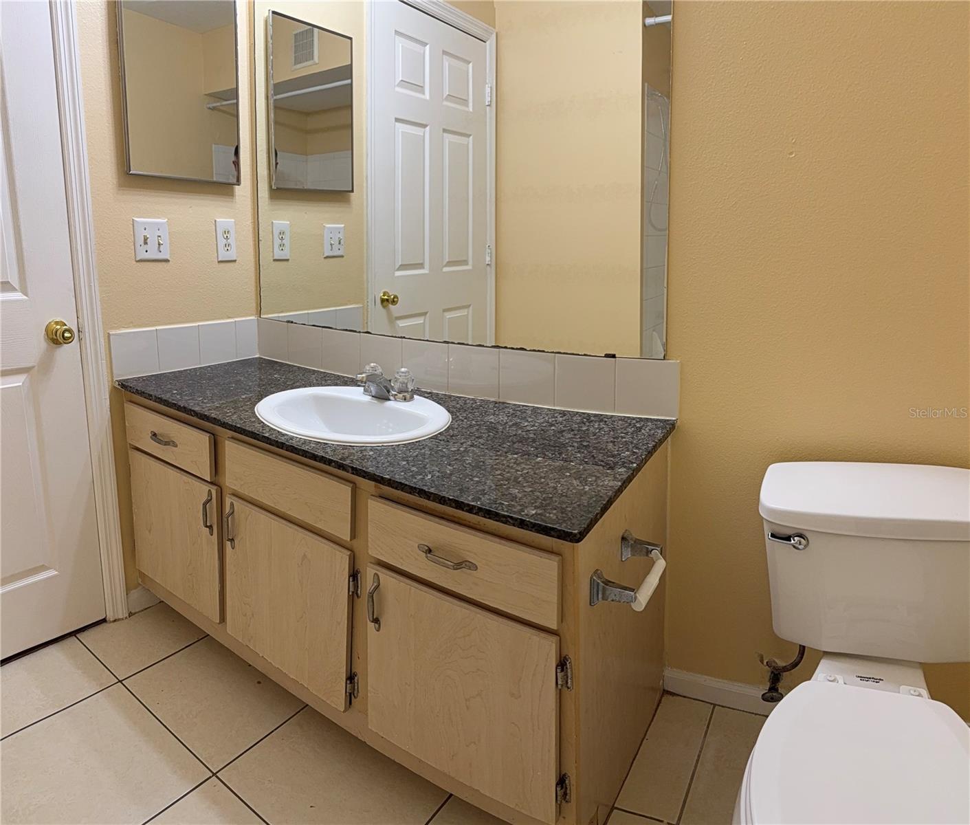 CREST/WATERFORD LAKES - Residential