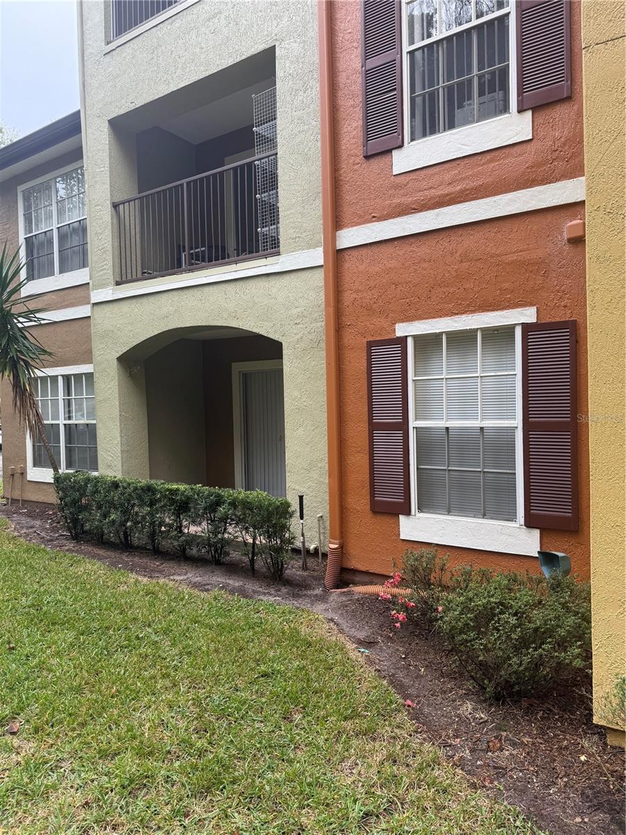 CREST/WATERFORD LAKES - Residential