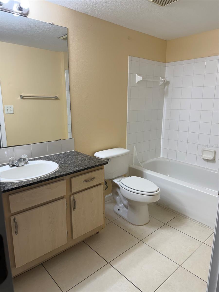 CREST/WATERFORD LAKES - Residential