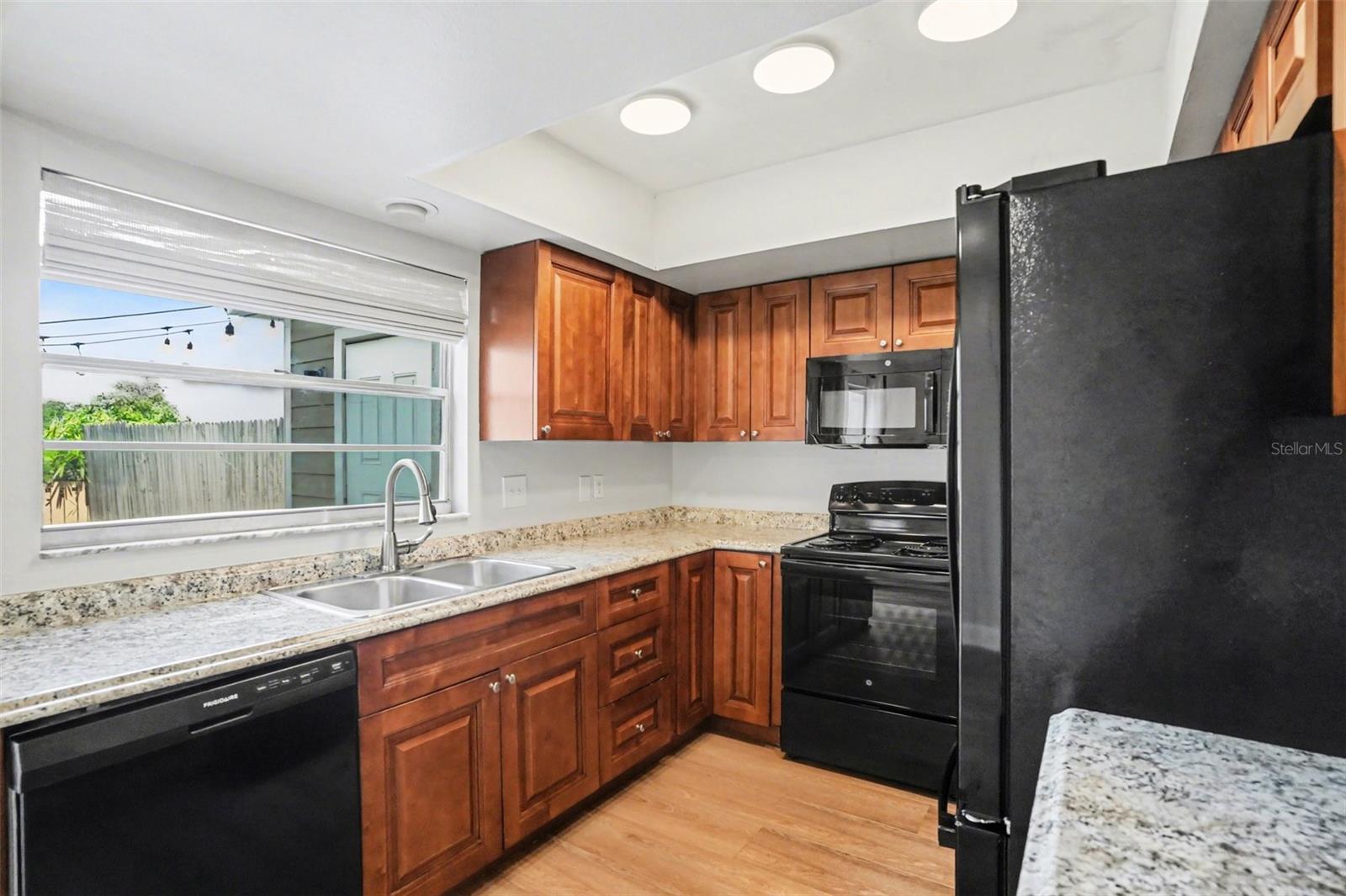 LAKE FOREST UNIT 5 A - Residential