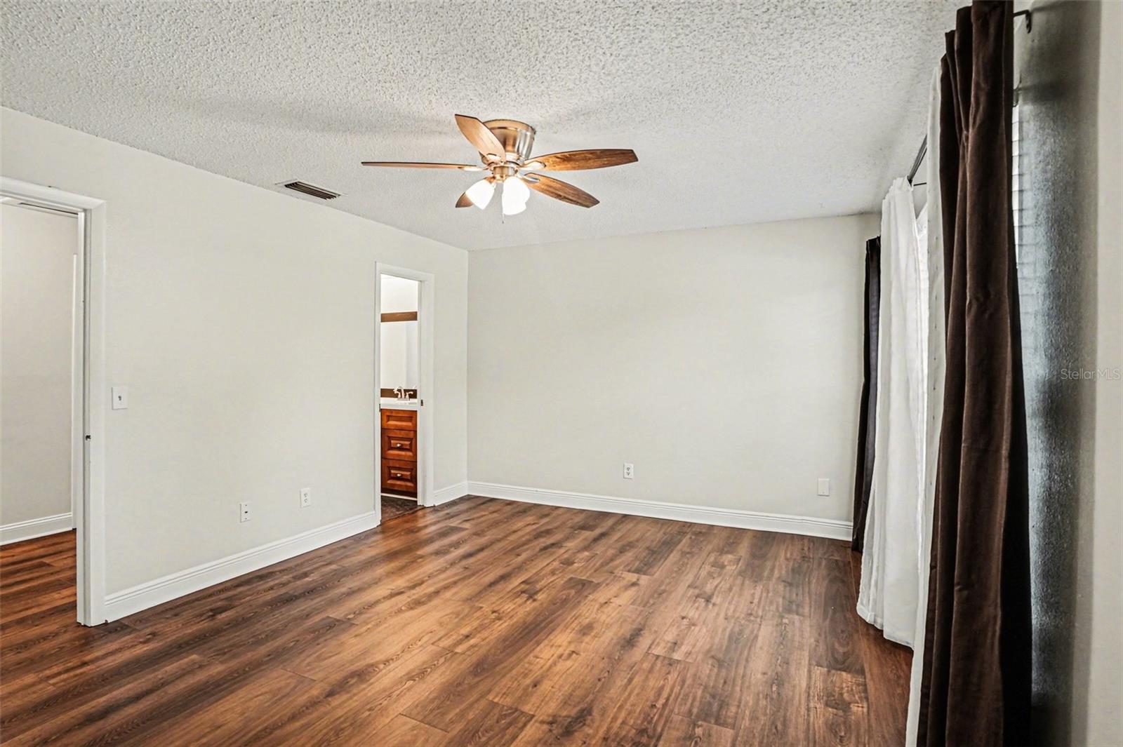 LAKE FOREST UNIT 5 A - Residential