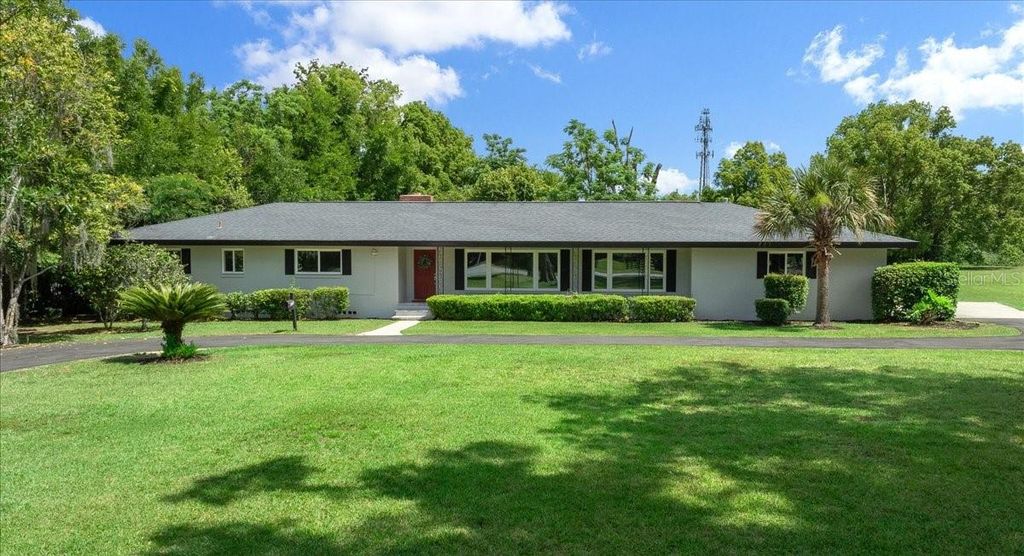 Photo of 2333 E Fort King Street, Ocala, FL 34471 (MLS # OM724936)