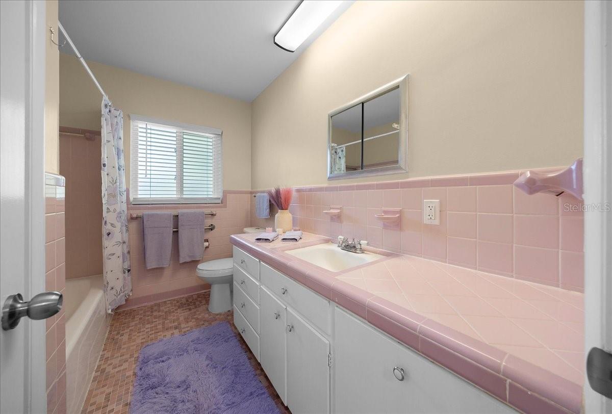 LA VISTA - Residential