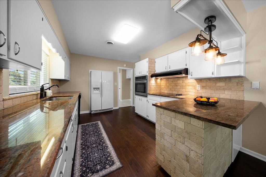 Photo of 2333 E Fort King Street, Ocala, FL 34471 (MLS # OM724936)