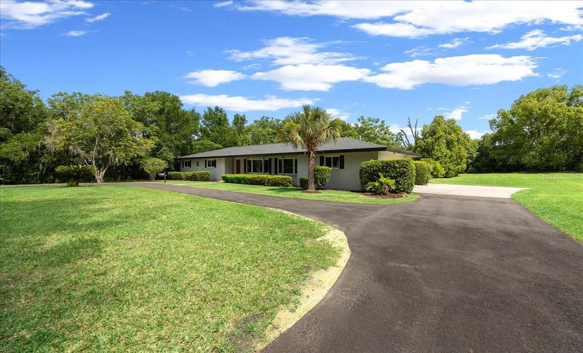 LA VISTA - Residential