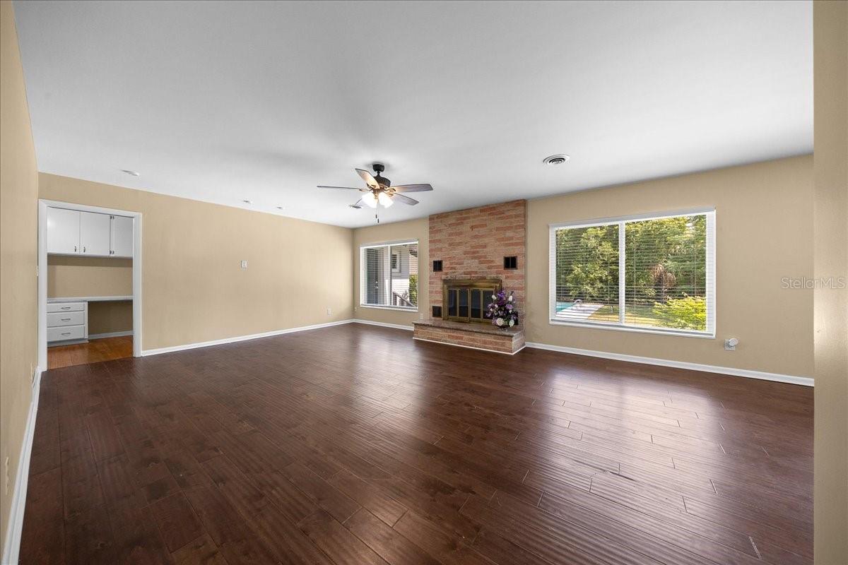 LA VISTA - Residential