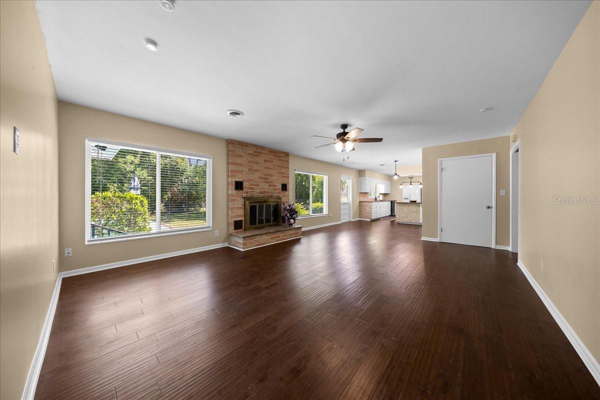 LA VISTA - Residential