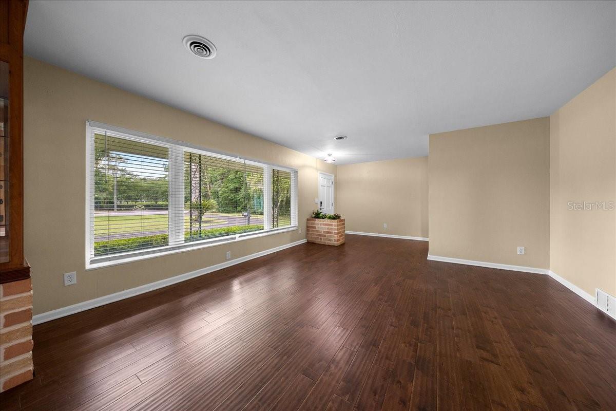LA VISTA - Residential