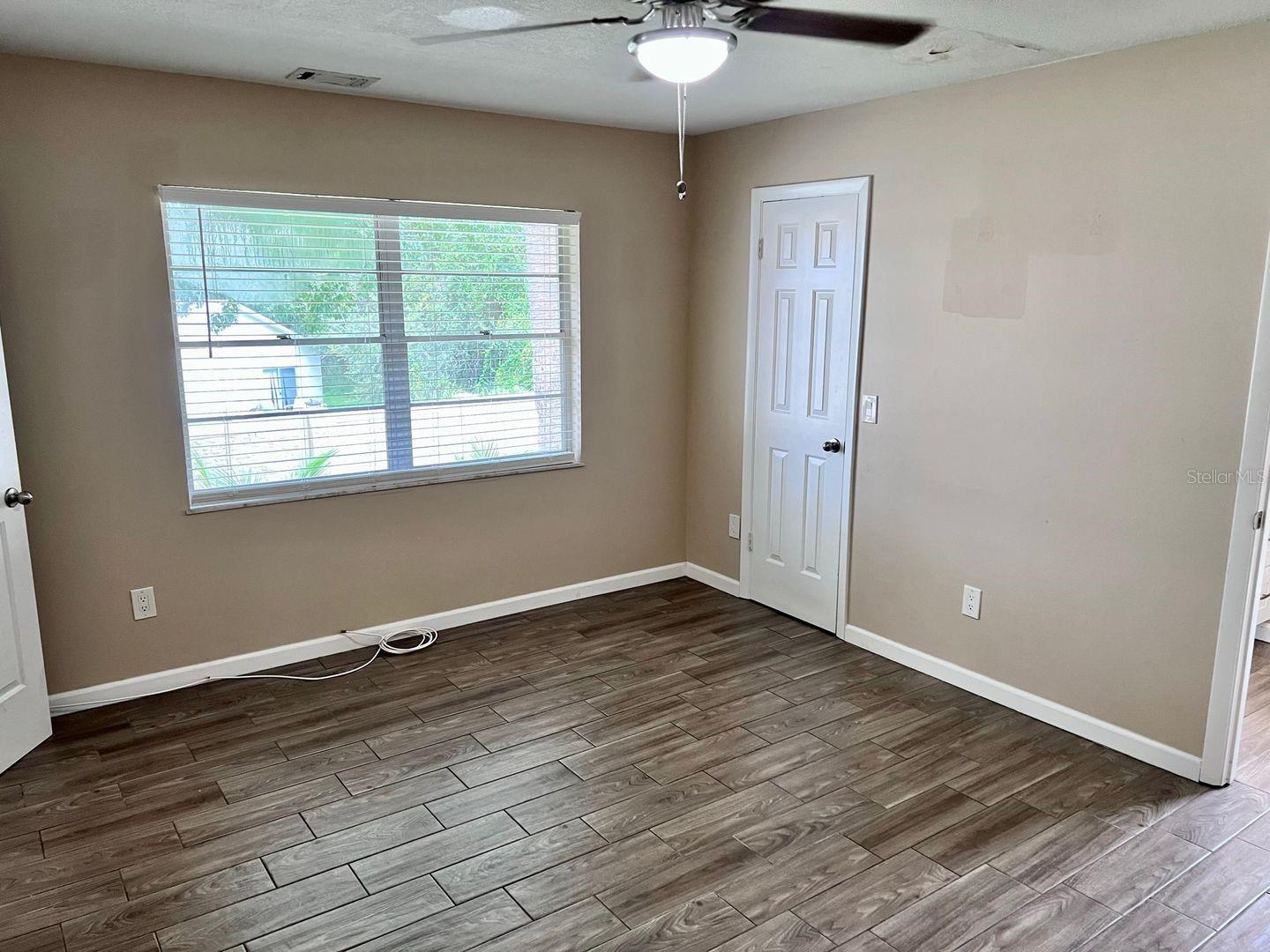 WINDTREE GARDENS CONDO PH 05 - Residential Lease