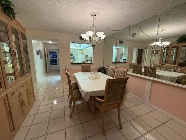 2609 WOODGATE LANE K4