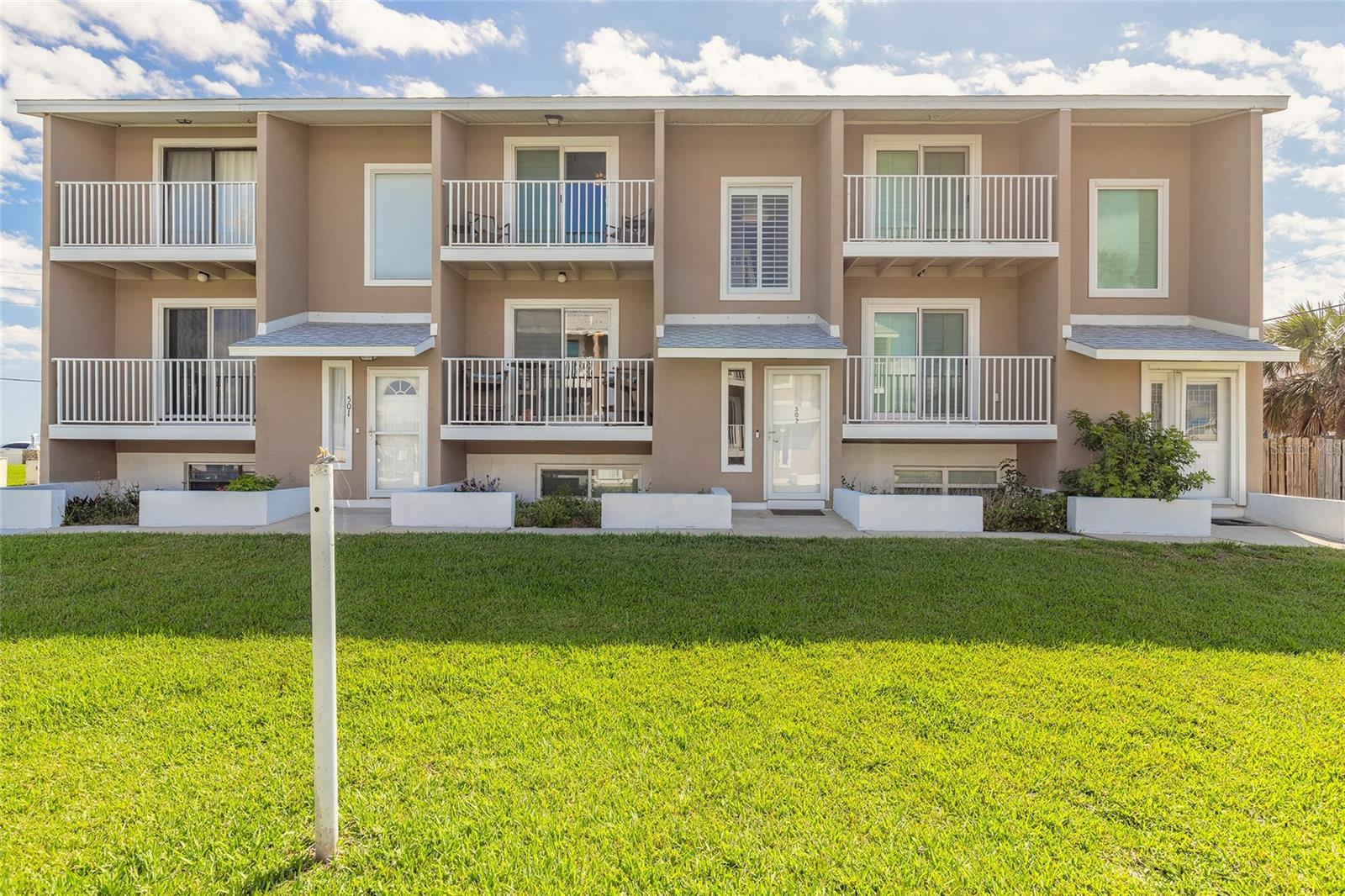 2898 OCEAN SHORE BOULEVARD 5020