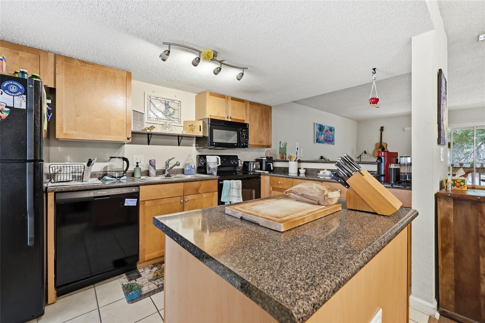 1810 NW 23RD BOULEVARD Bldg 5, 211