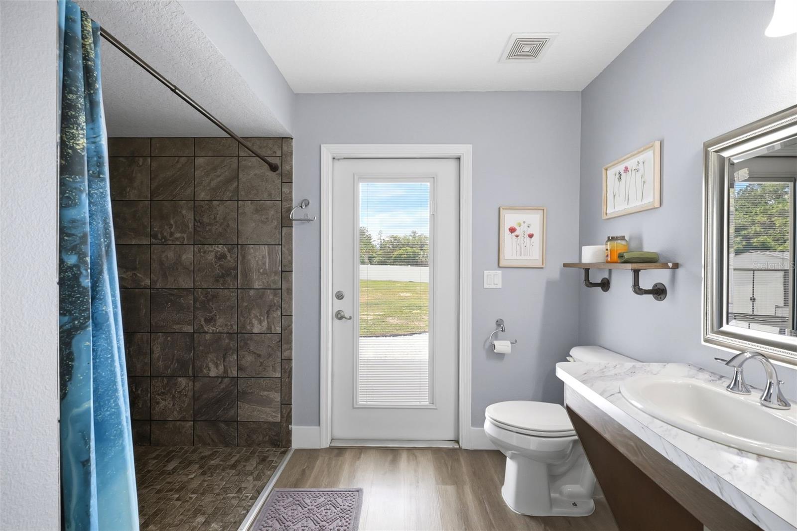 SILVER MDWS NORTH - Residential