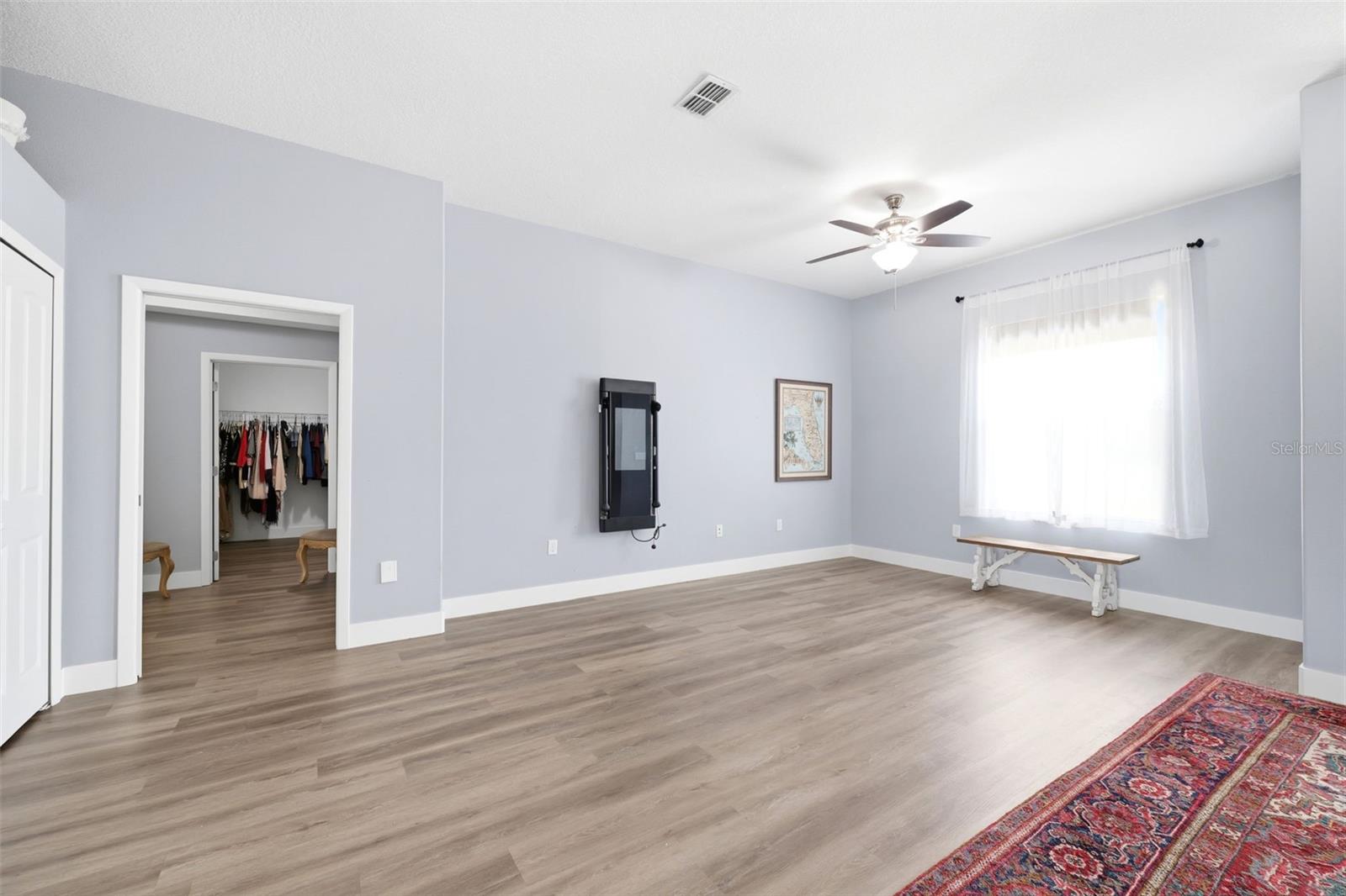 SILVER MDWS NORTH - Residential