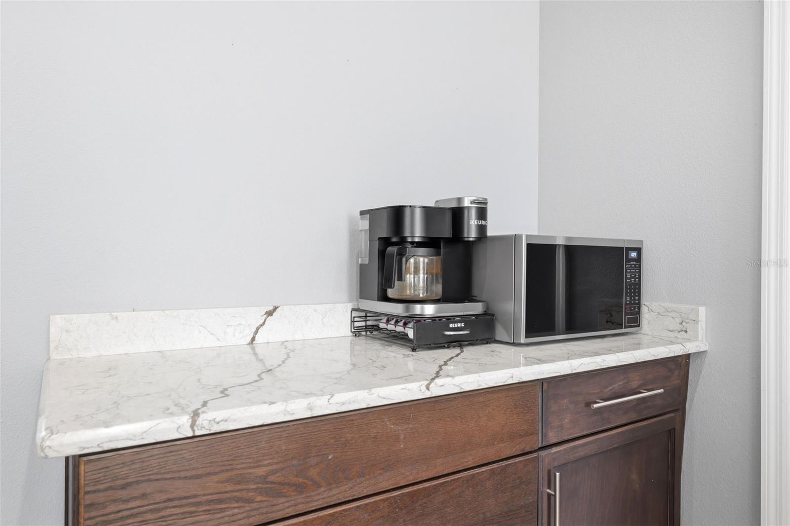 SILVER MDWS NORTH - Residential