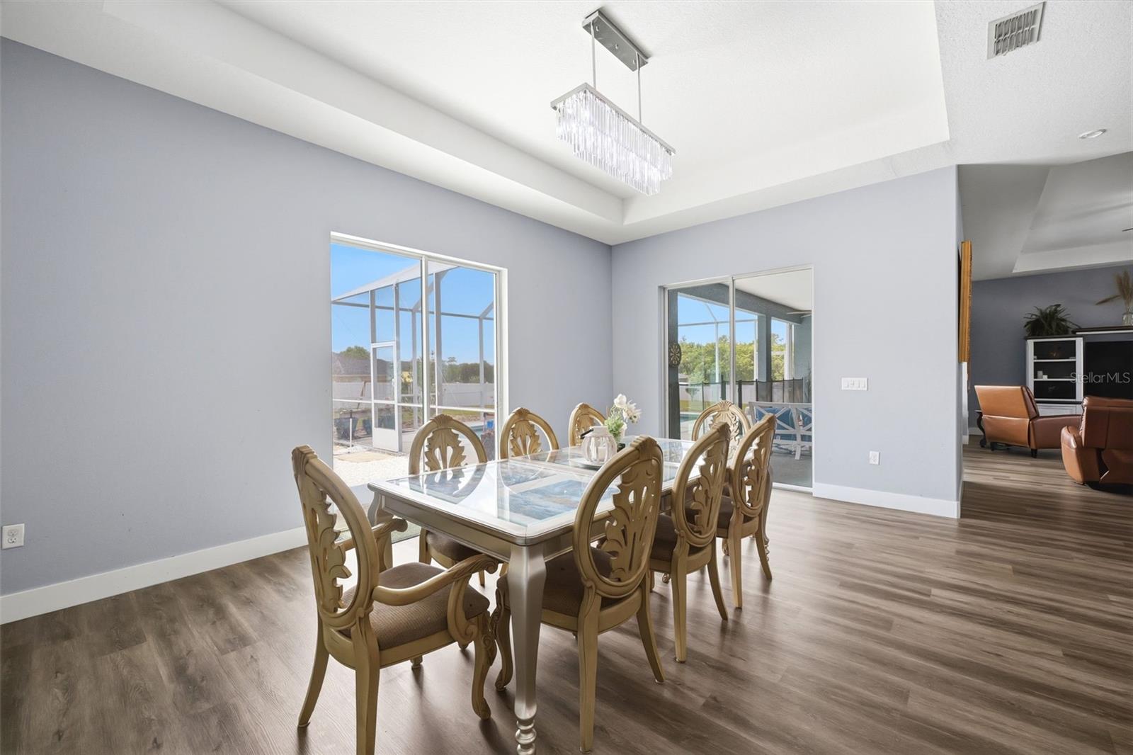 SILVER MDWS NORTH - Residential