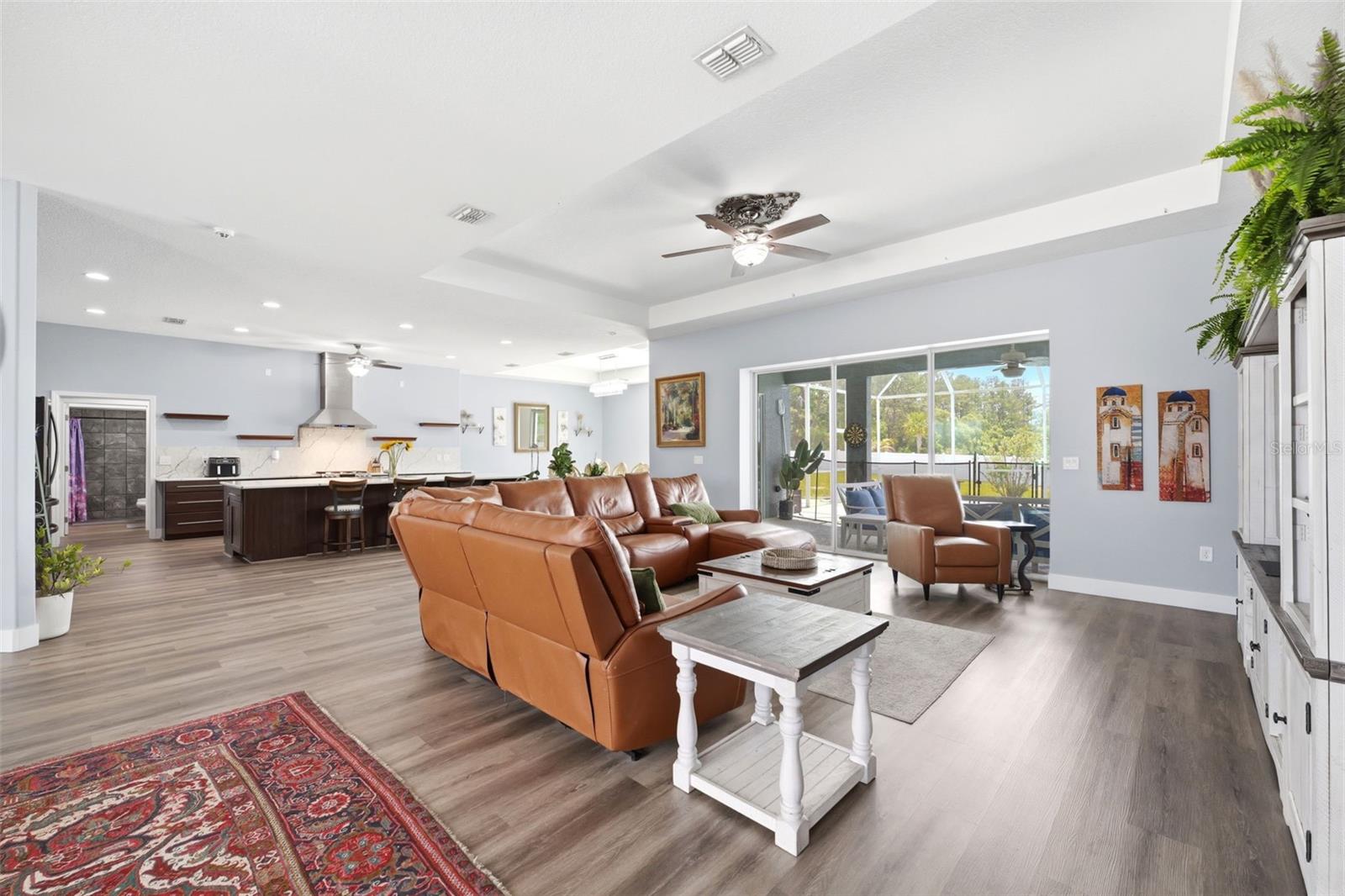 SILVER MDWS NORTH - Residential