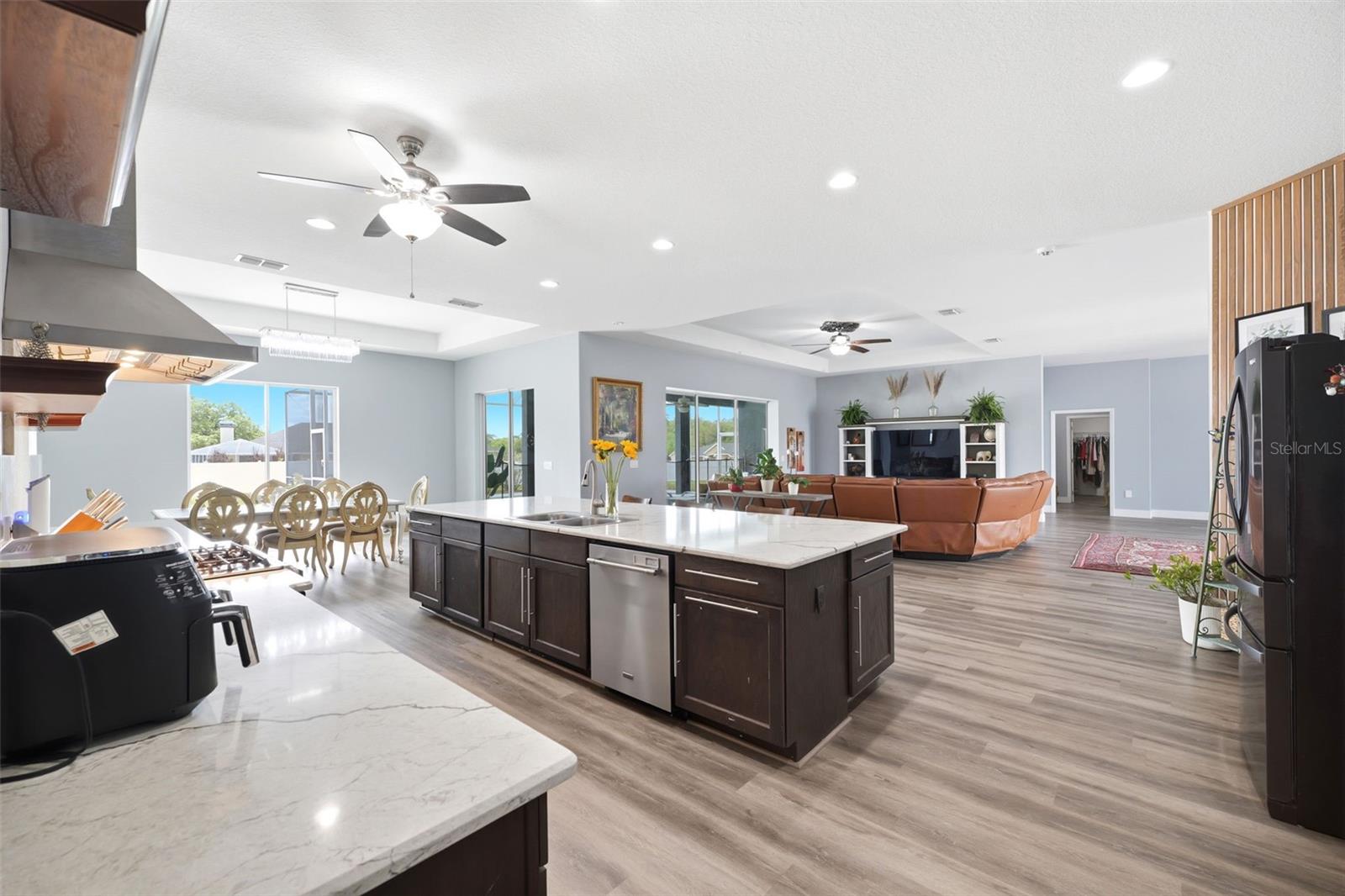 SILVER MDWS NORTH - Residential