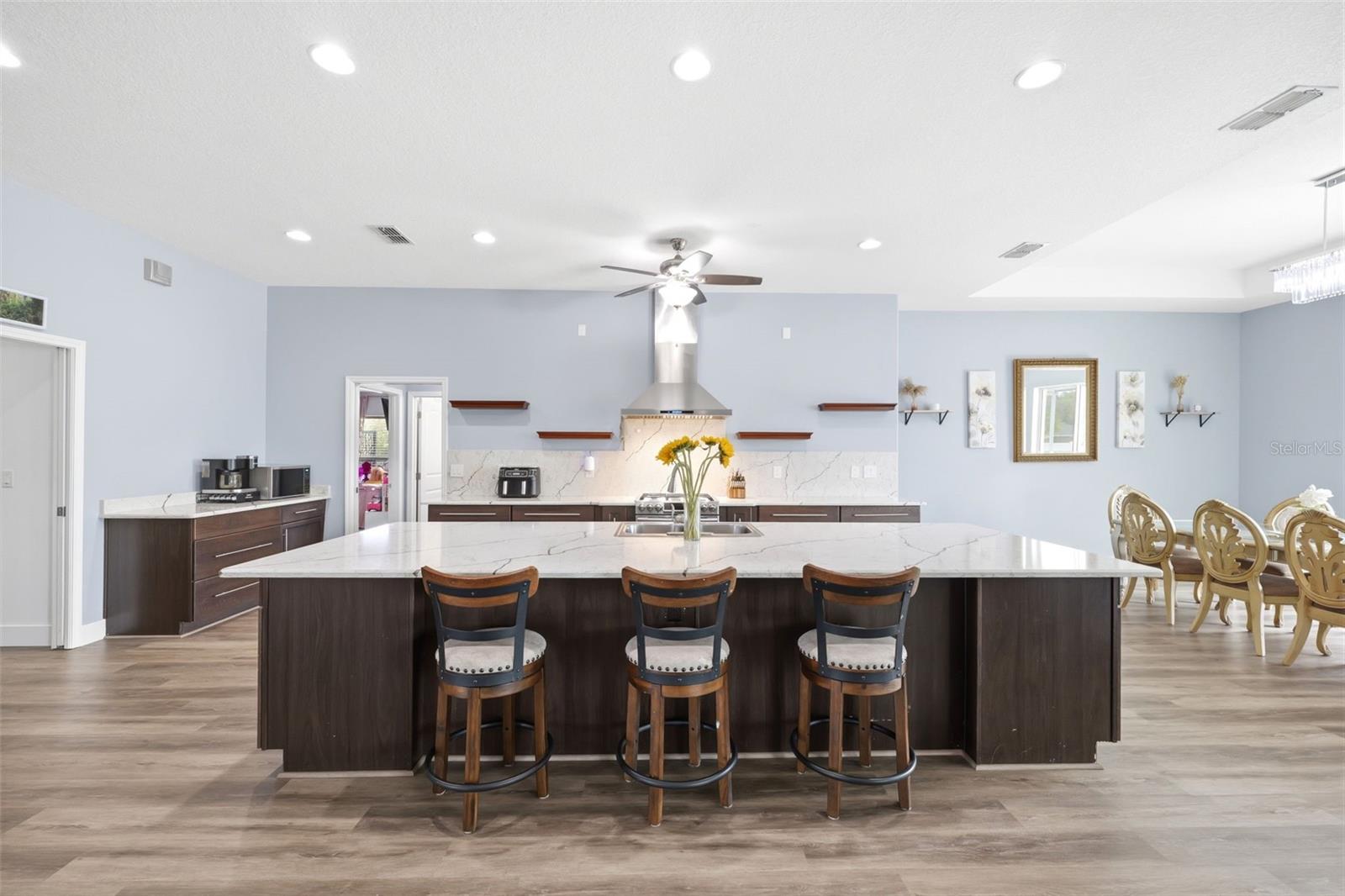 SILVER MDWS NORTH - Residential