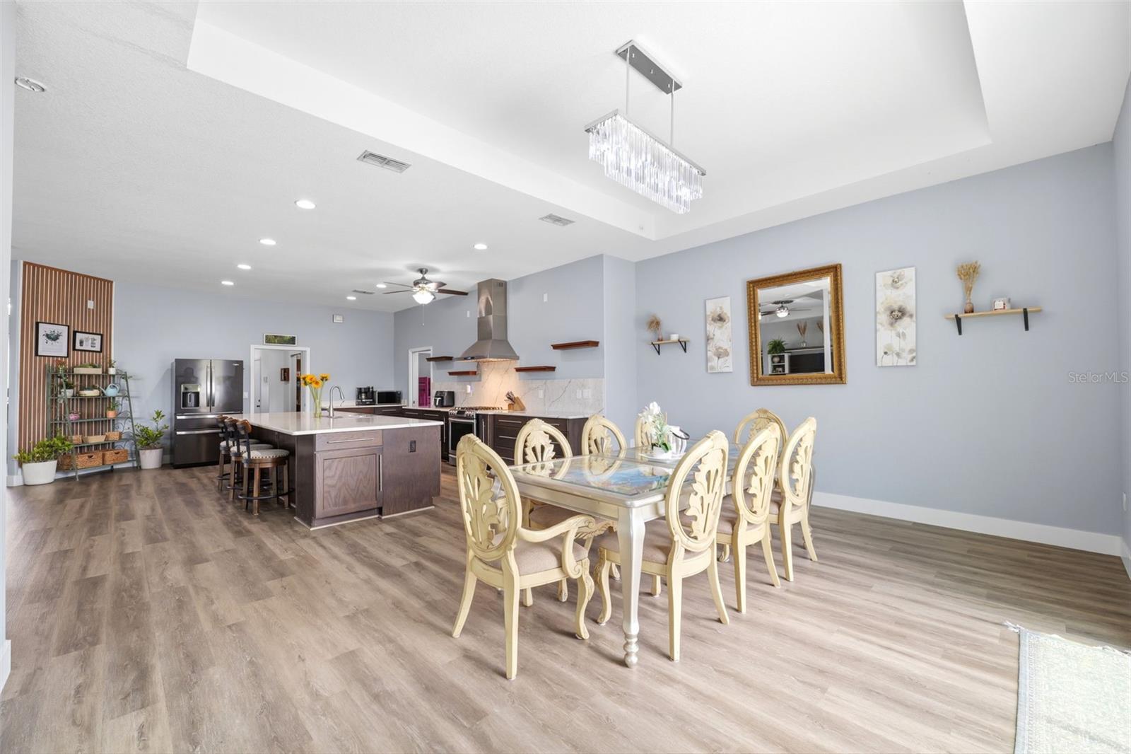 SILVER MDWS NORTH - Residential