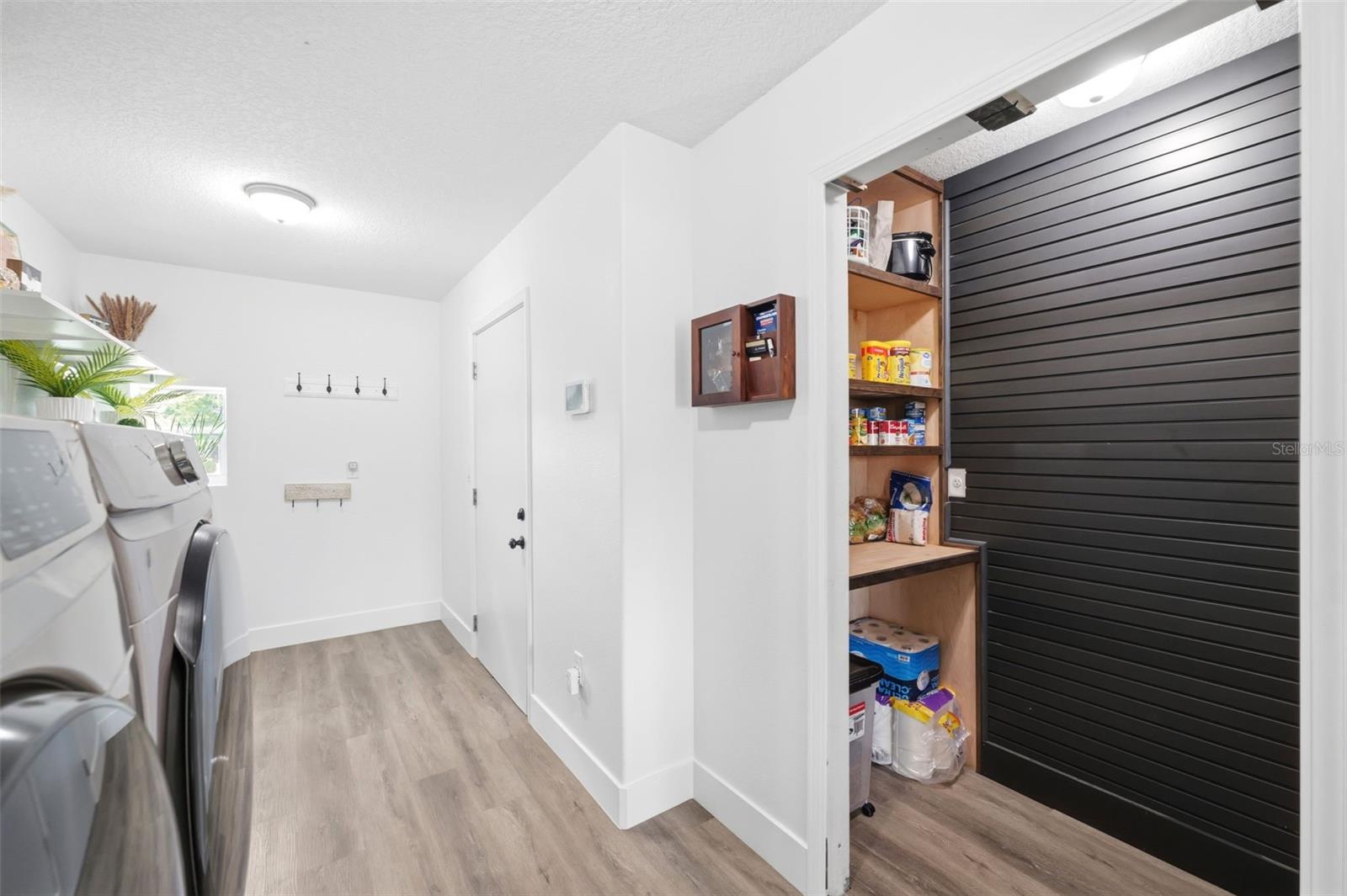 SILVER MDWS NORTH - Residential